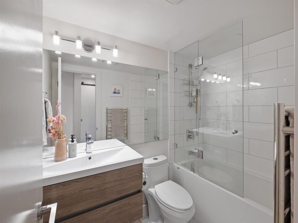 Listing Image for R3110572