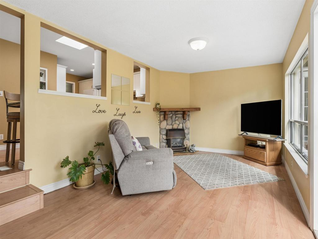 Listing Image for R3110578