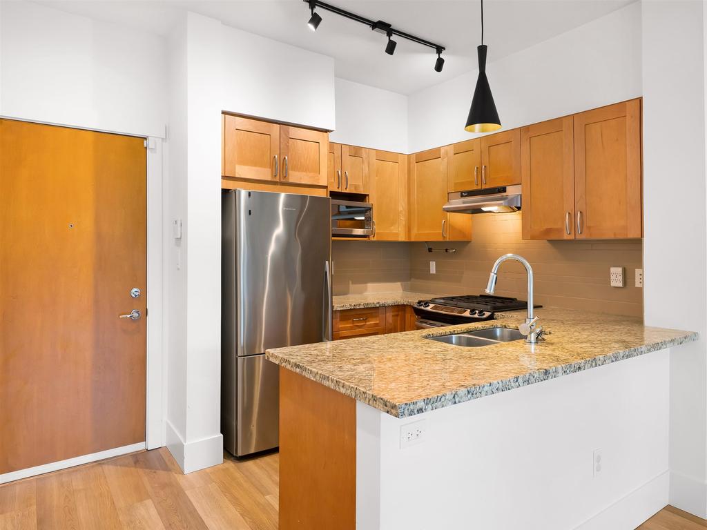 Listing Image for R3110593