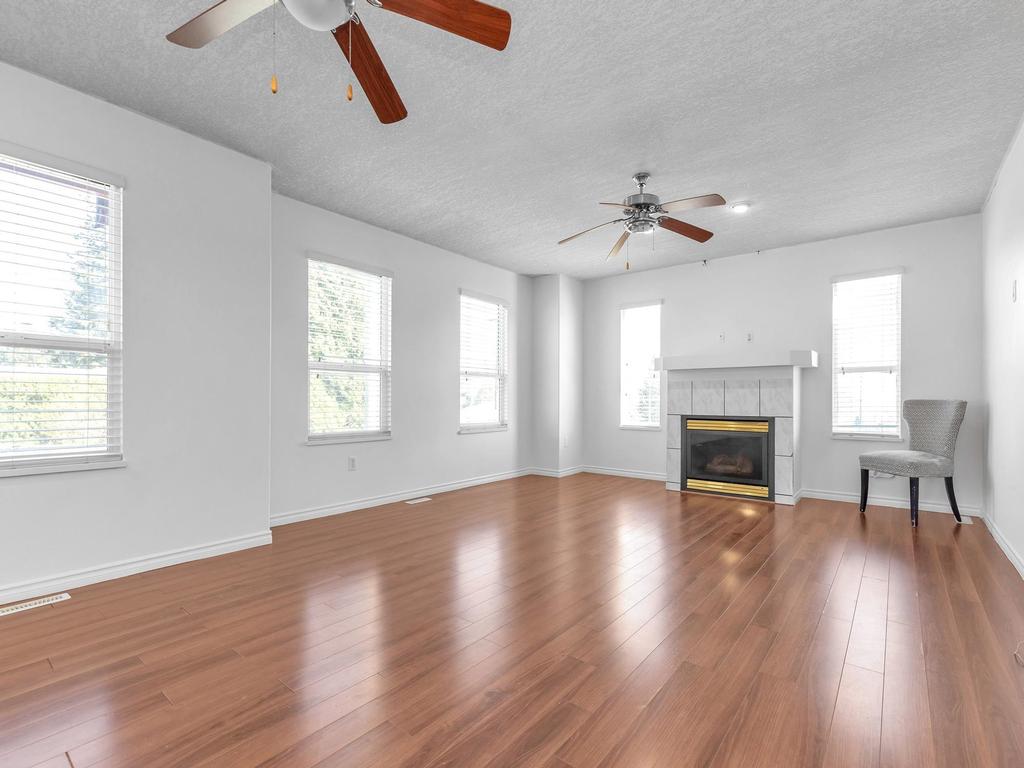 Listing Image for R3110597