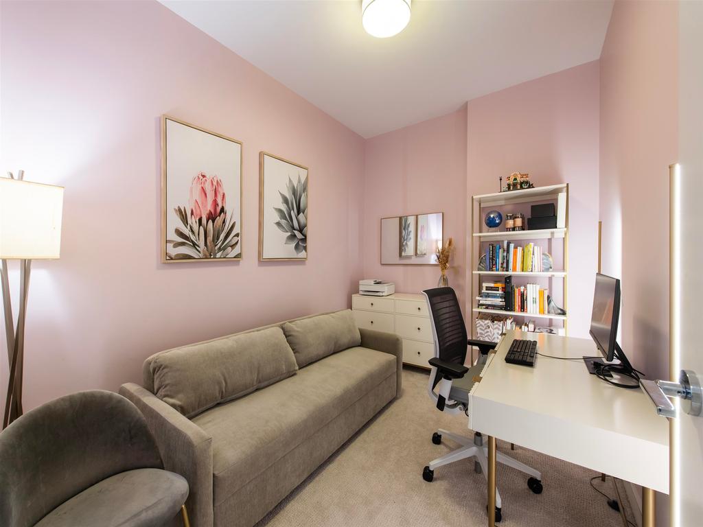 Listing Image for R3110600