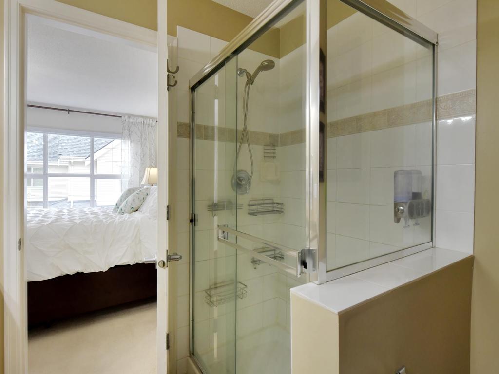 Listing Image for R3110606