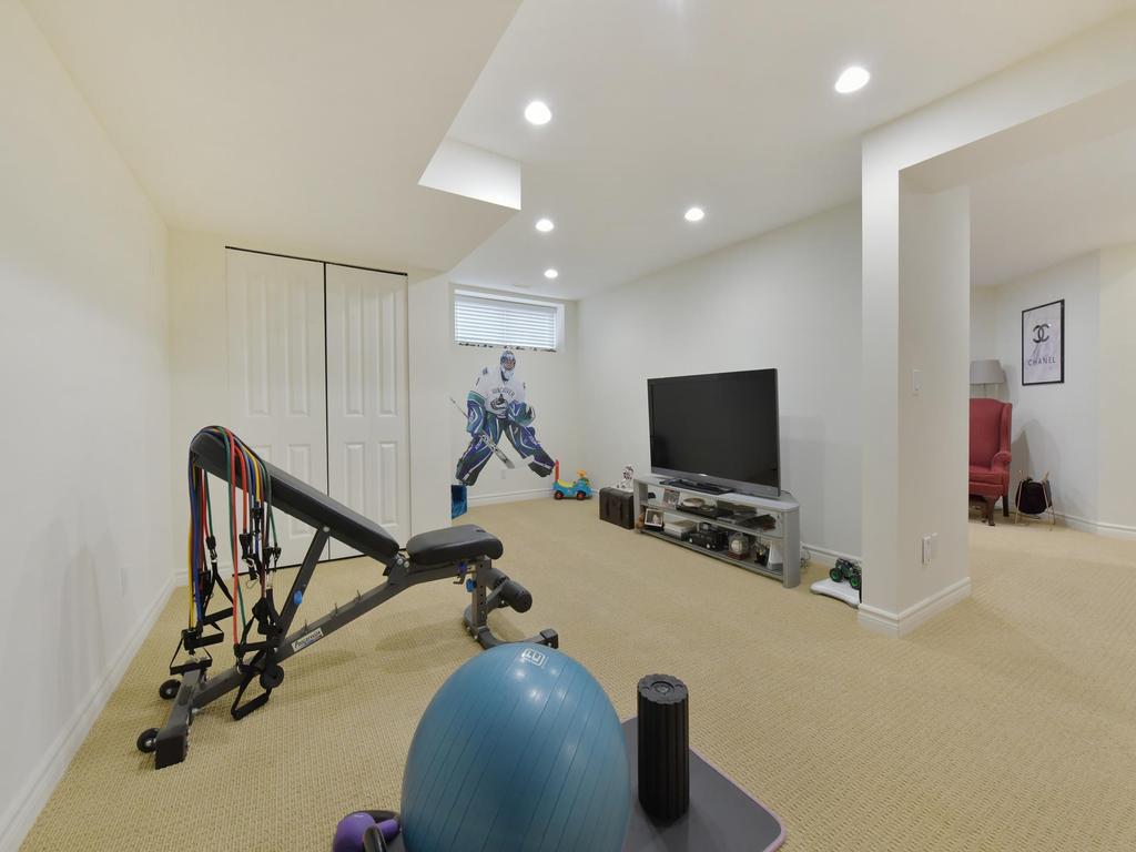 Listing Image for R3110606