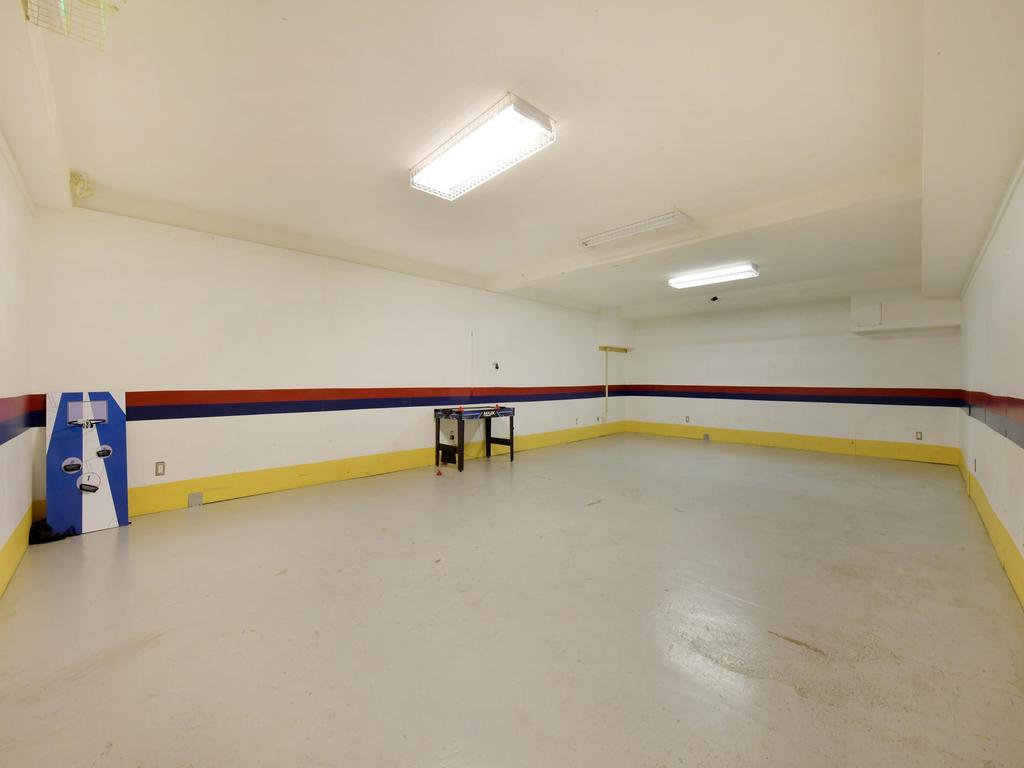 Listing Image for R3110606