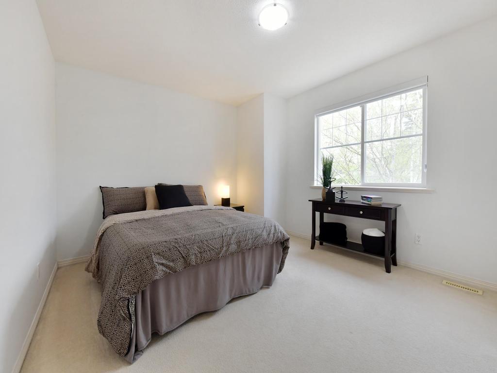 Listing Image for R3110606