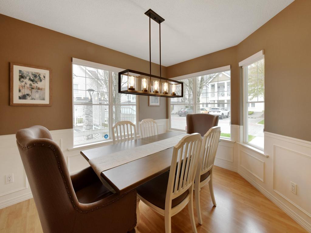 Listing Image for R3110606