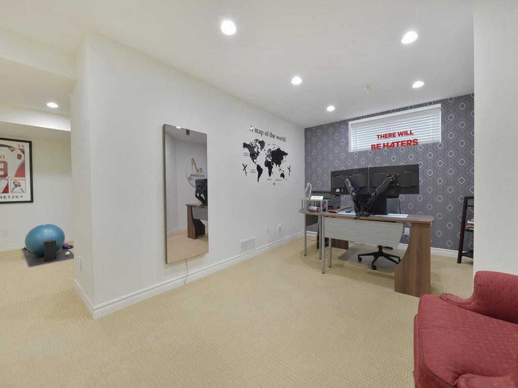 Listing Image for R3110606