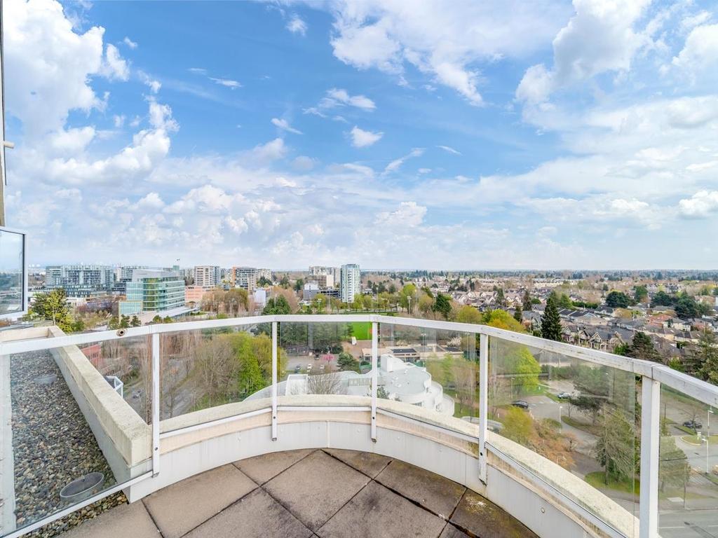 Listing Image for R3110619