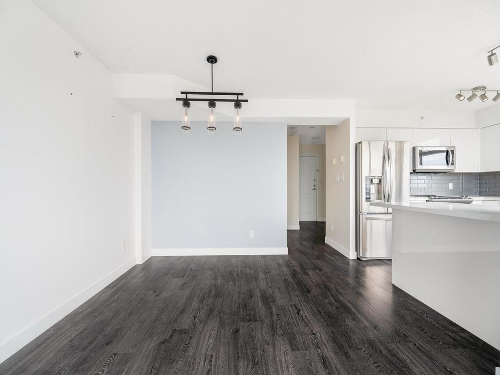 Listing Image for R3110619