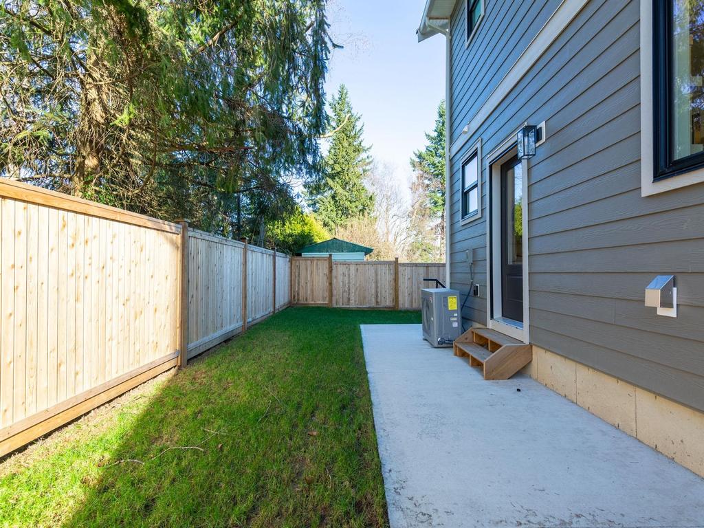 Listing Image for R3110623