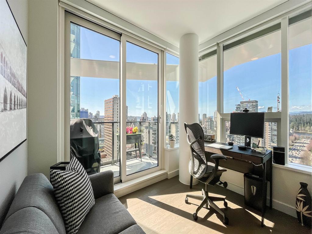 Listing Image for R3110625