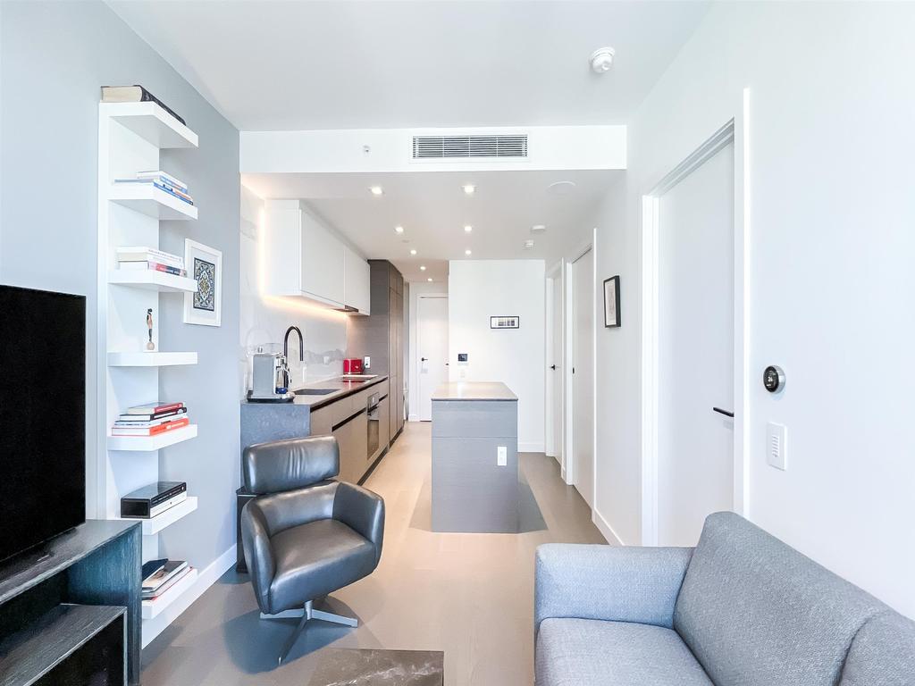 Listing Image for R3110625