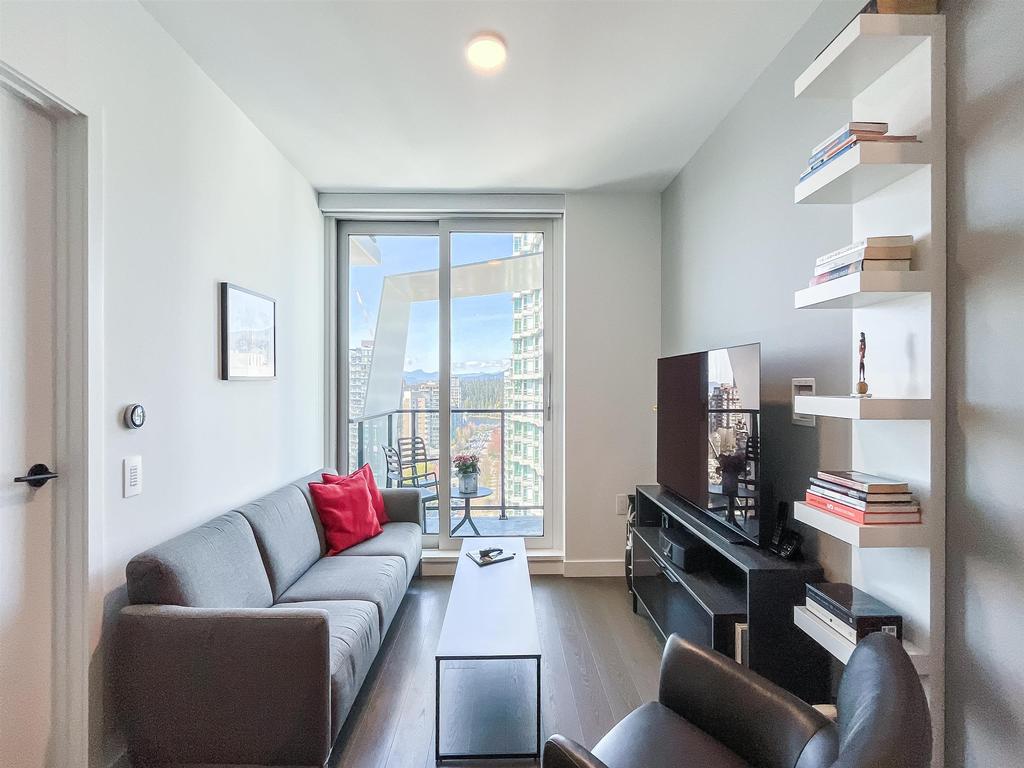 Listing Image for R3110625