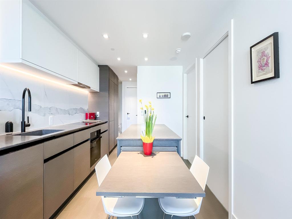 Listing Image for R3110625