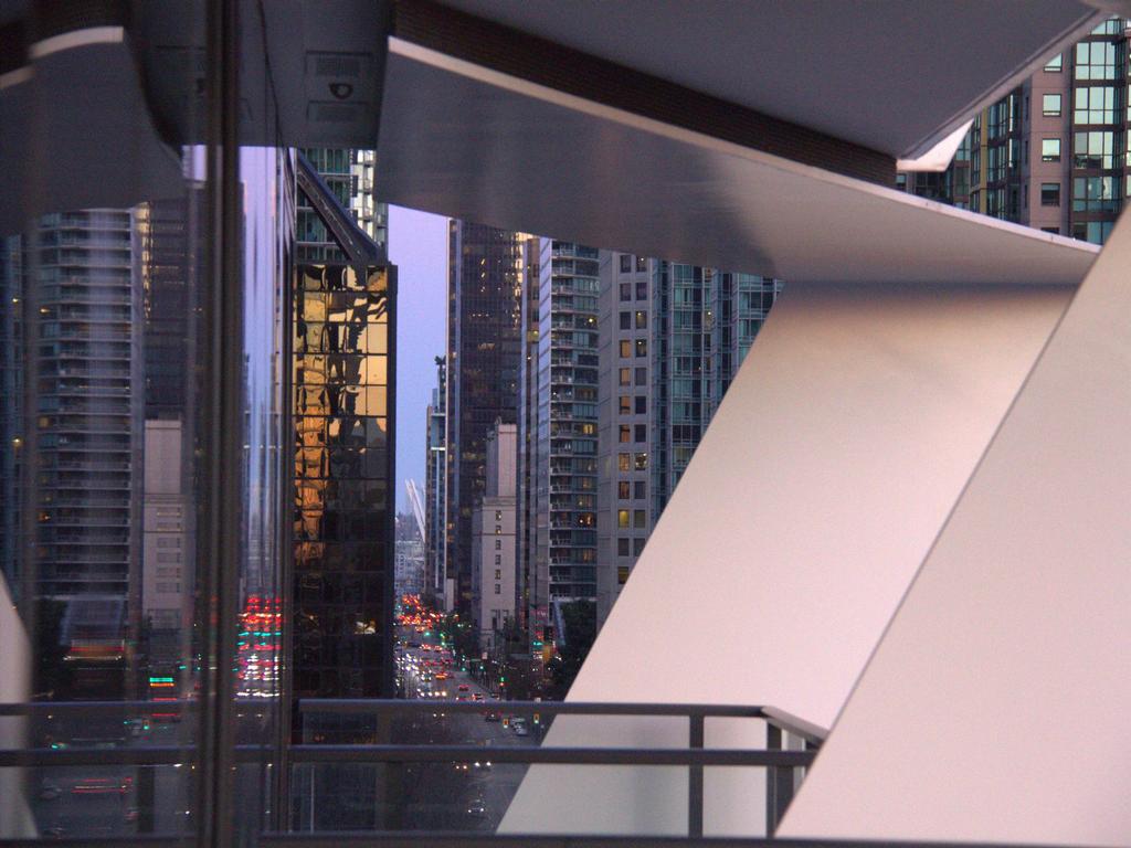 Listing Image for R3110625