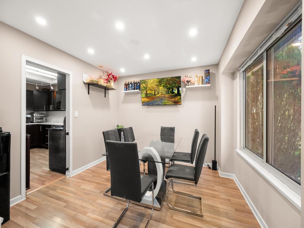 Listing Image for R3110630