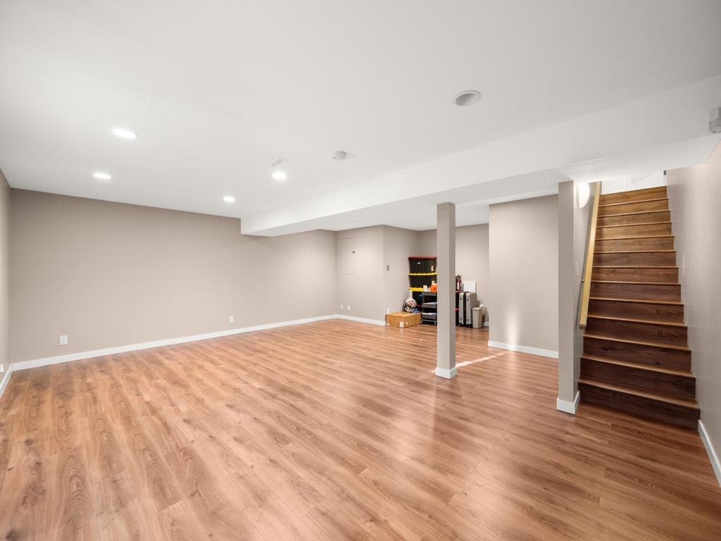 Listing Image for R3110630