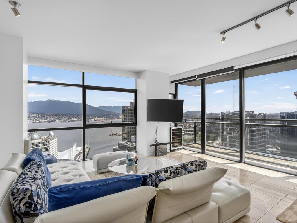 Listing Image for R3110634