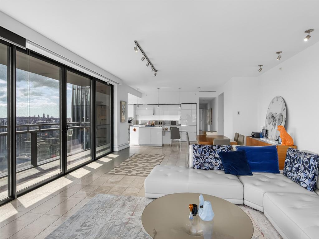 Listing Image for R3110634