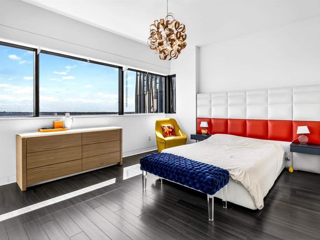 Listing Image for R3110634