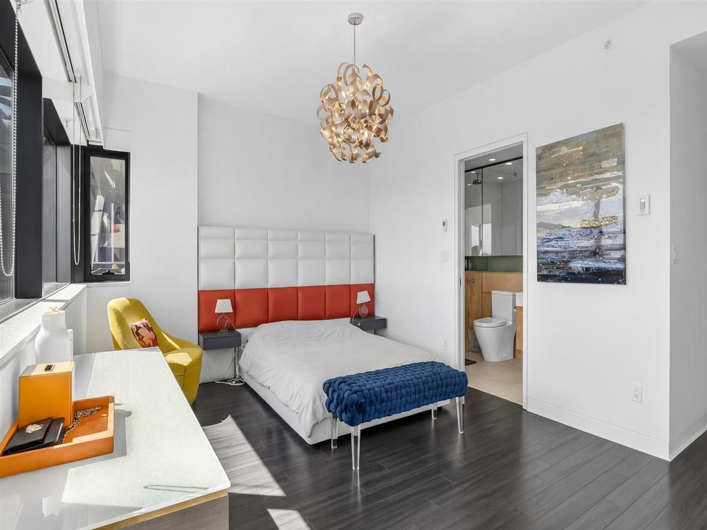 Listing Image for R3110634