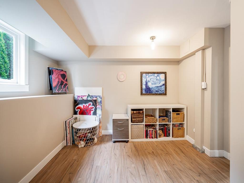 Listing Image for R3110636