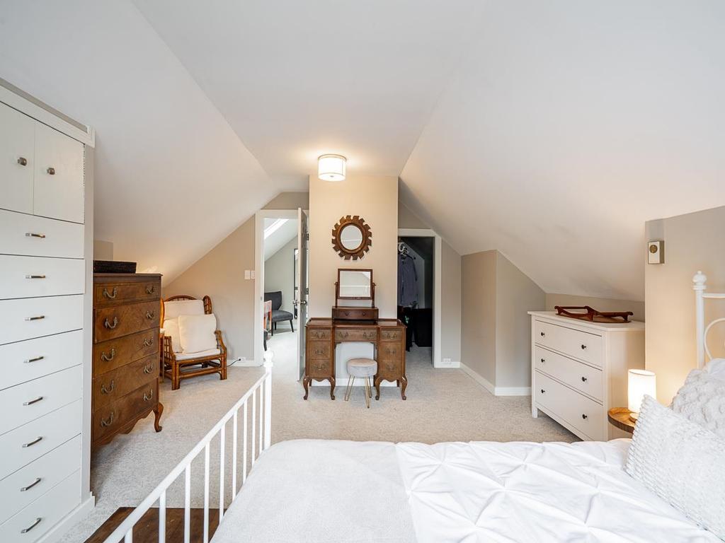 Listing Image for R3110636