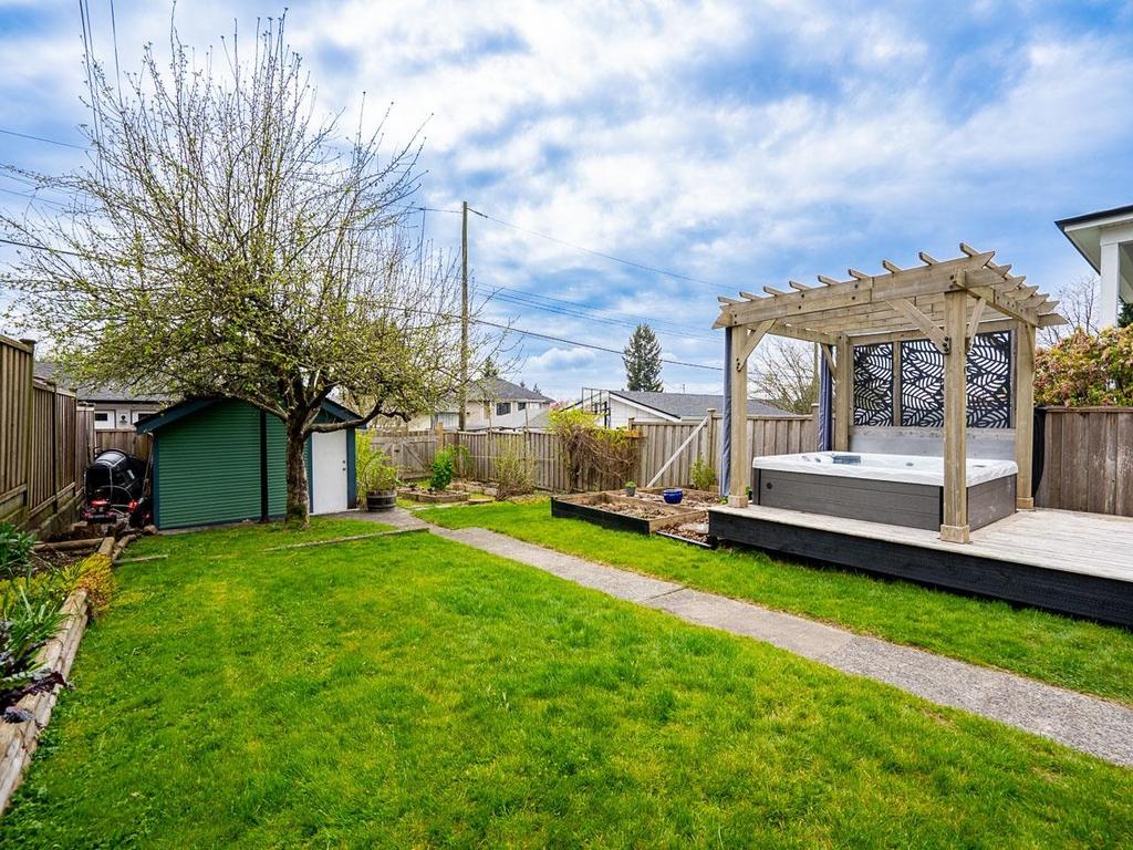 Listing Image for R3110636