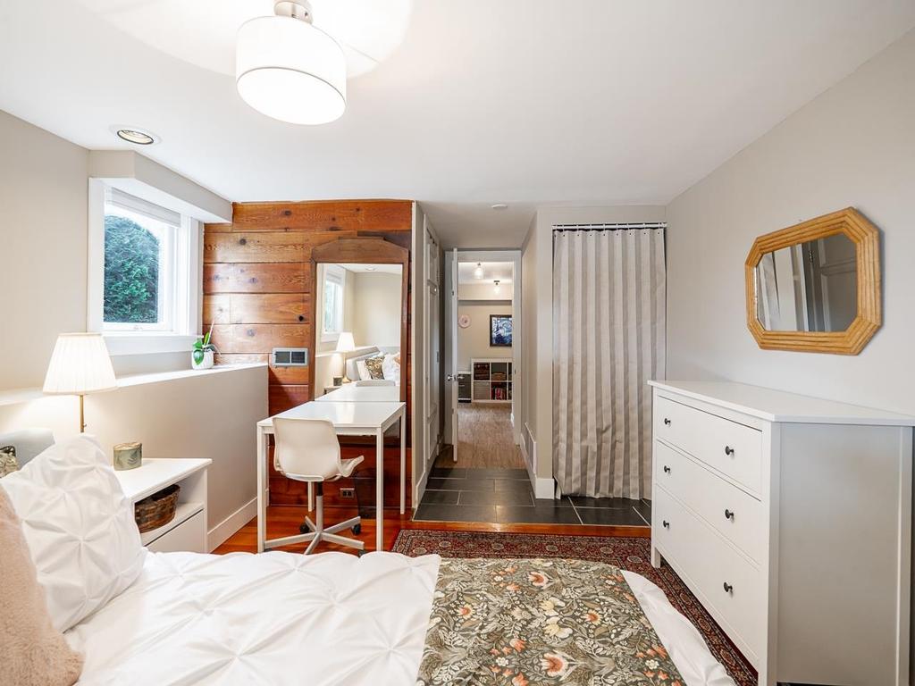 Listing Image for R3110636