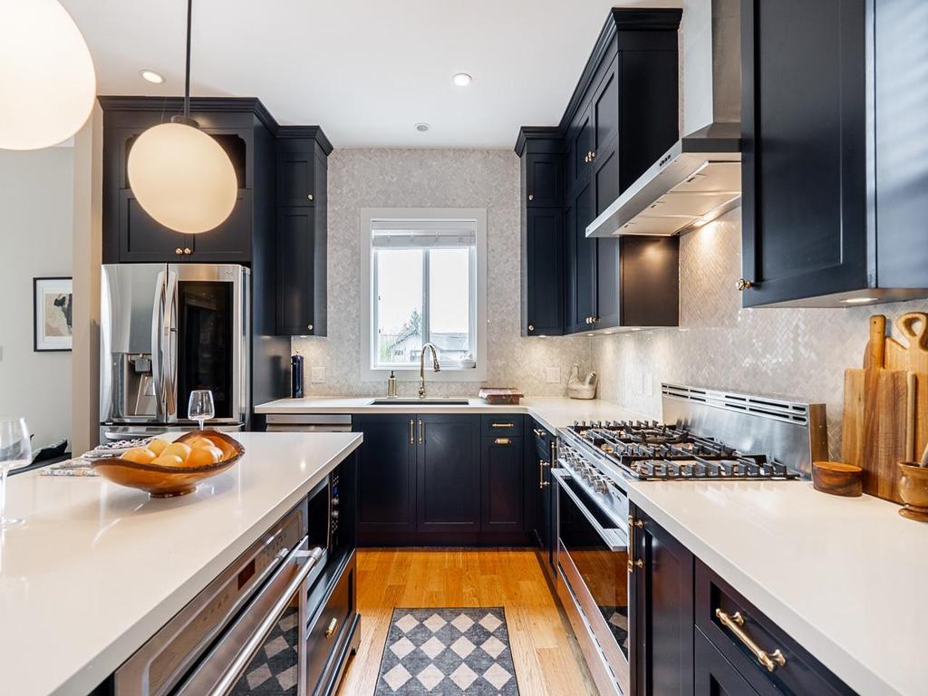 Listing Image for R3110636