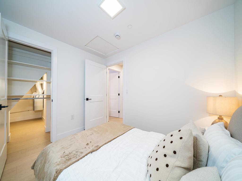 Listing Image for R3110649