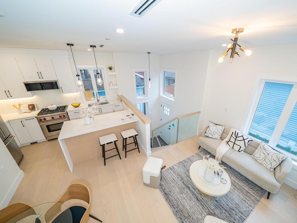 Listing Image for R3110649