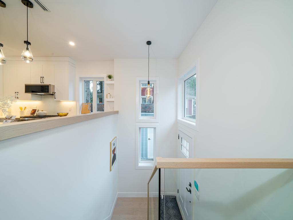 Listing Image for R3110649