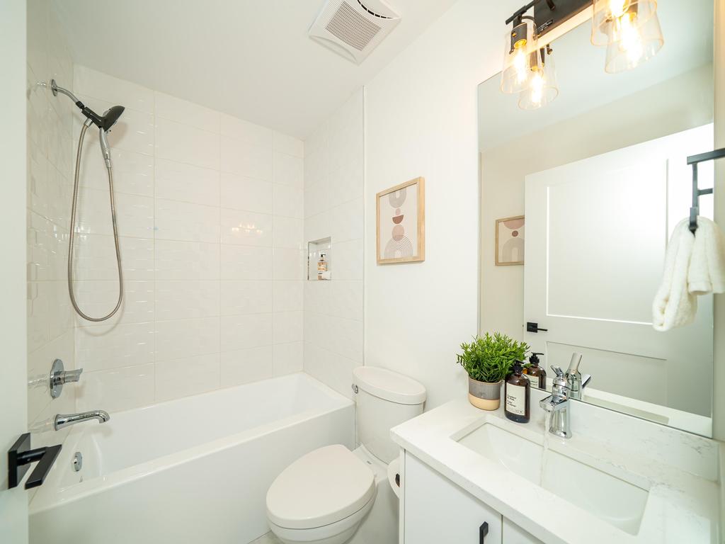 Listing Image for R3110649