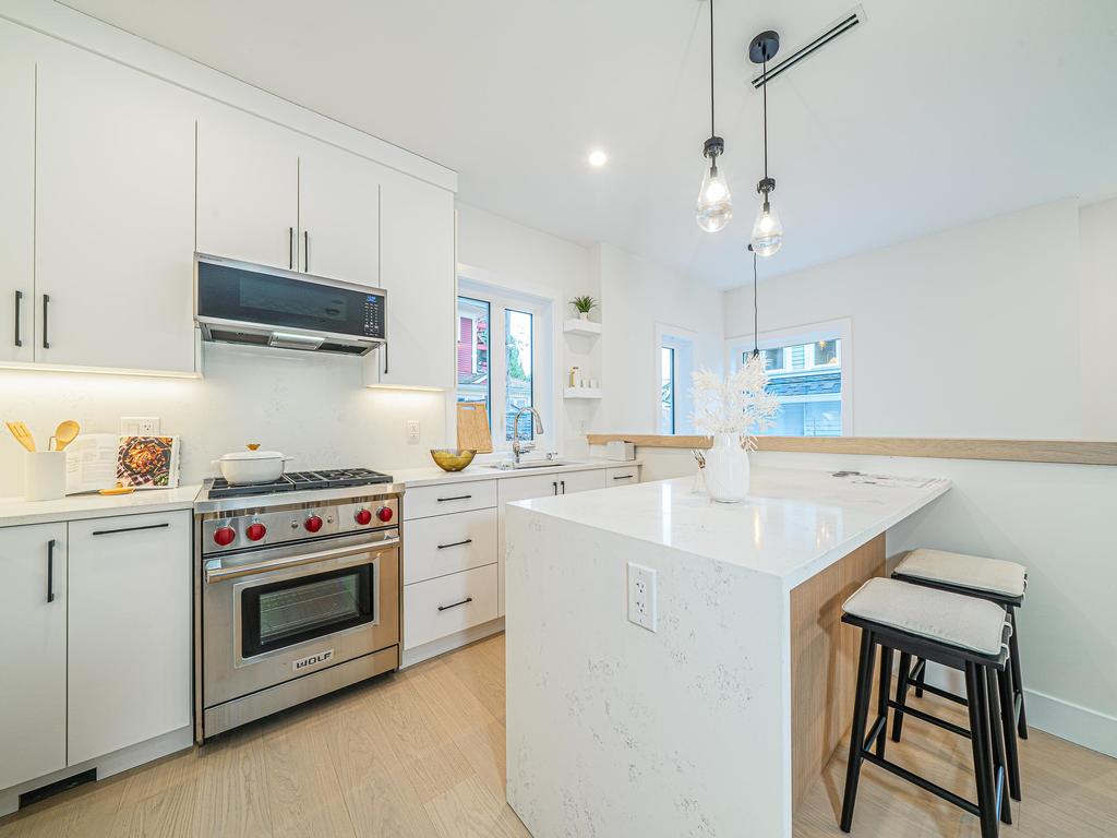 Listing Image for R3110649