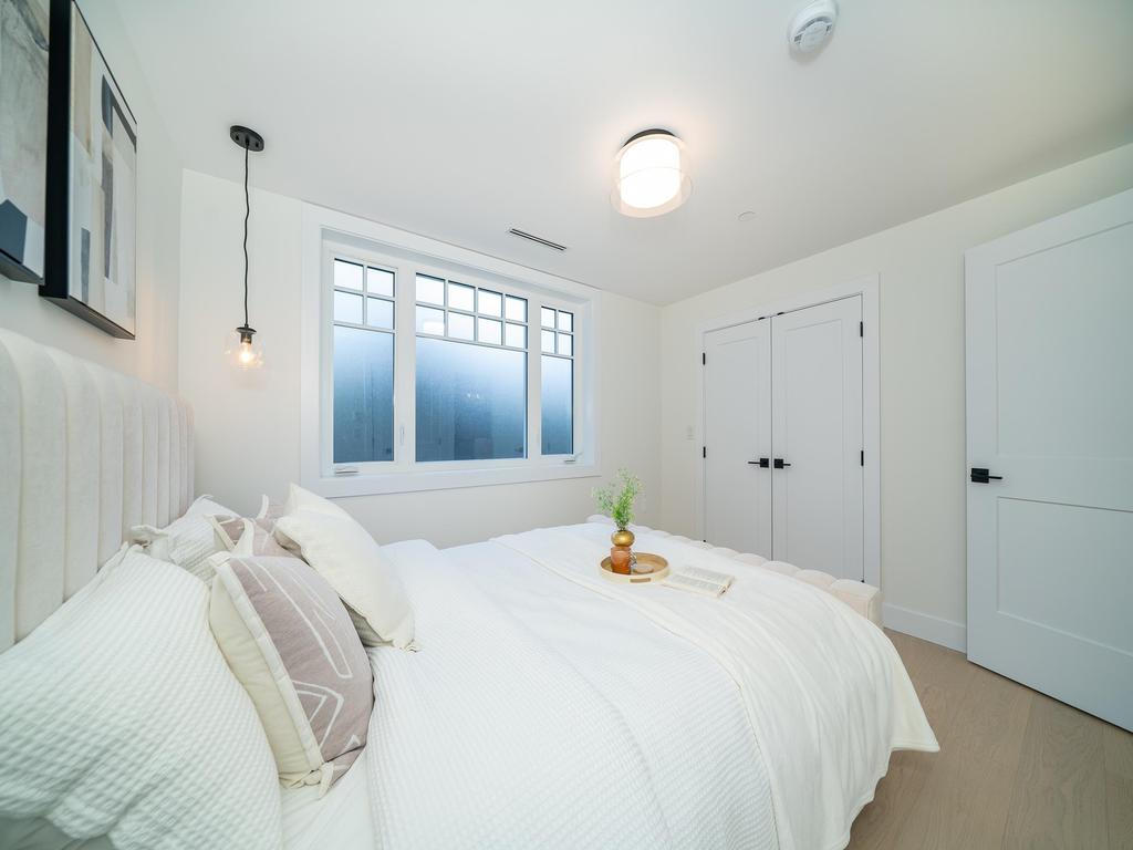 Listing Image for R3110649