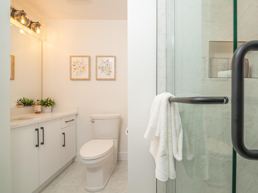 Listing Image for R3110649