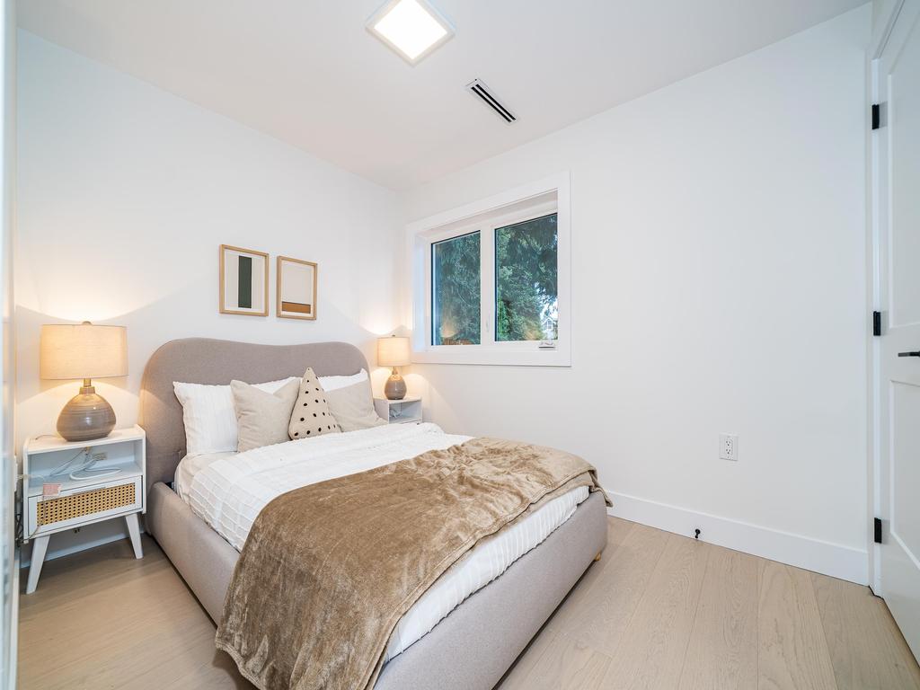 Listing Image for R3110649