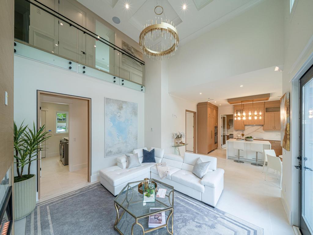 Listing Image for R3110657