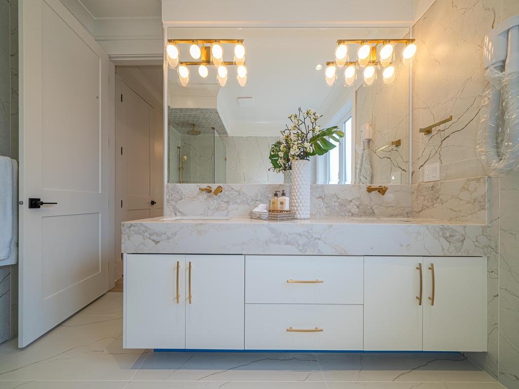 Listing Image for R3110657