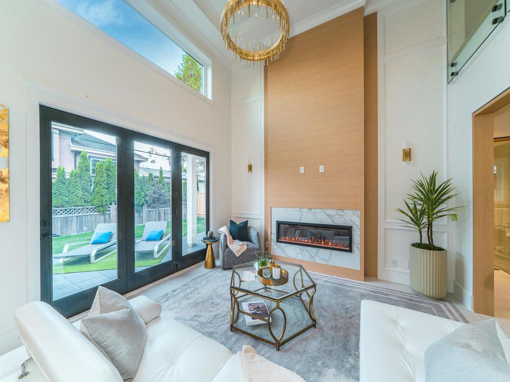 Listing Image for R3110657