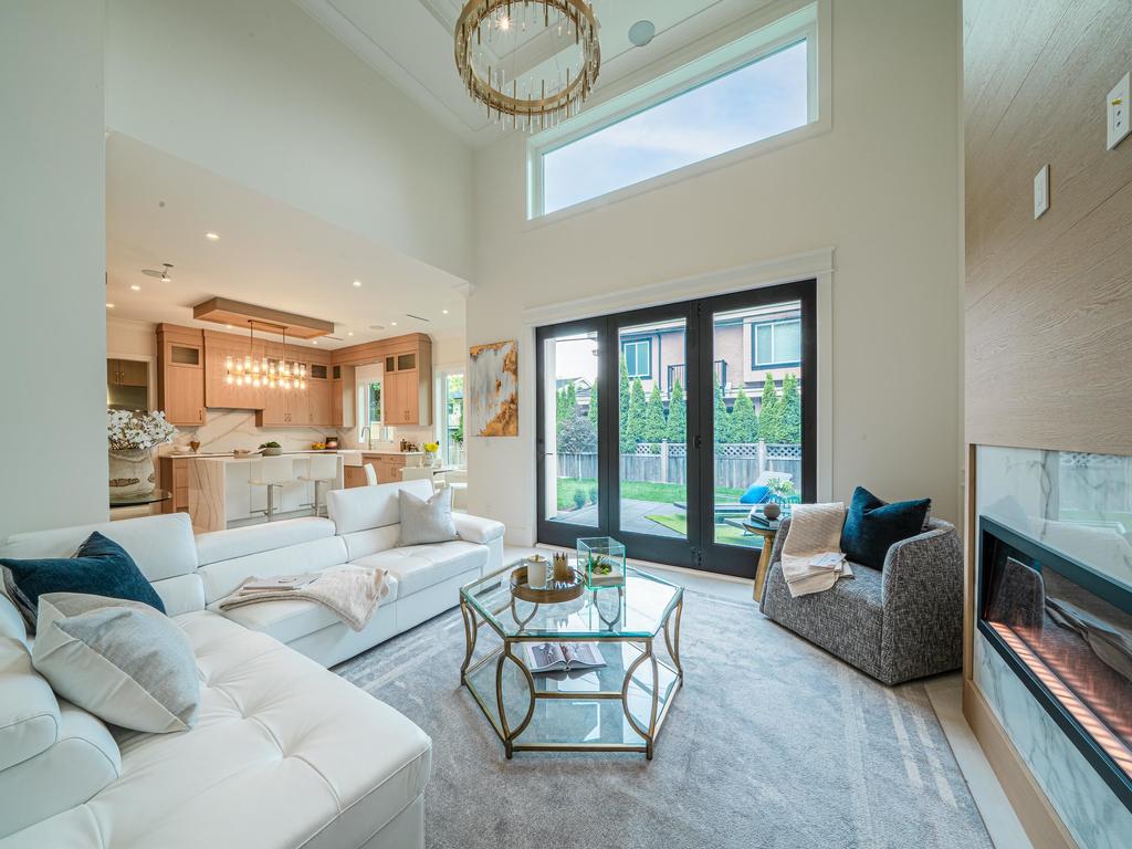 Listing Image for R3110657