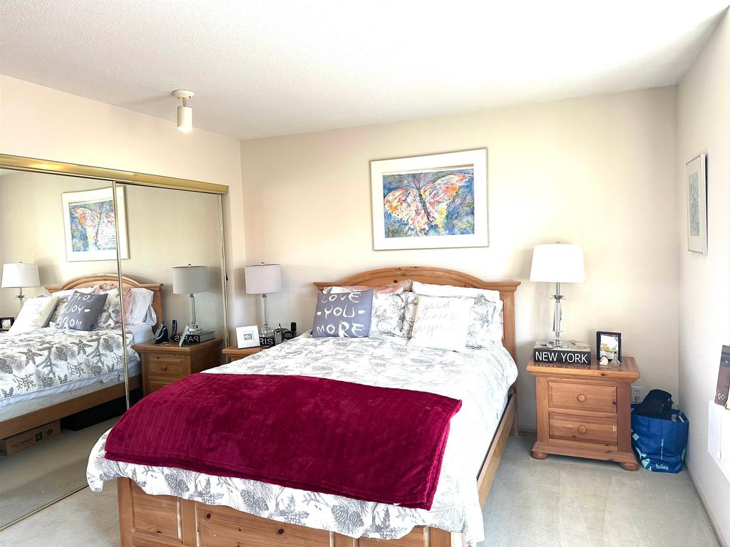 Listing Image for R3110672