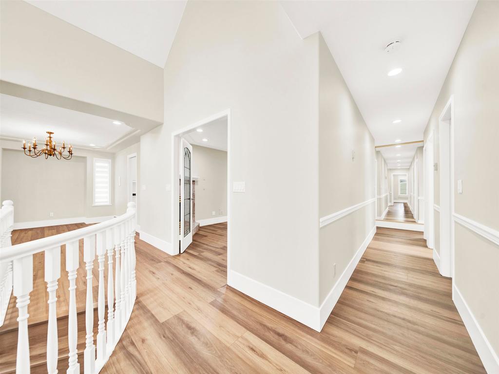 Listing Image for R3110677