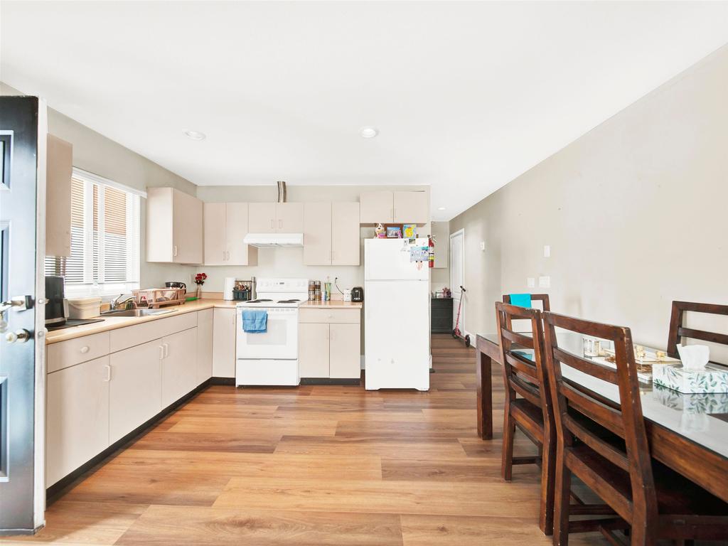 Listing Image for R3110677