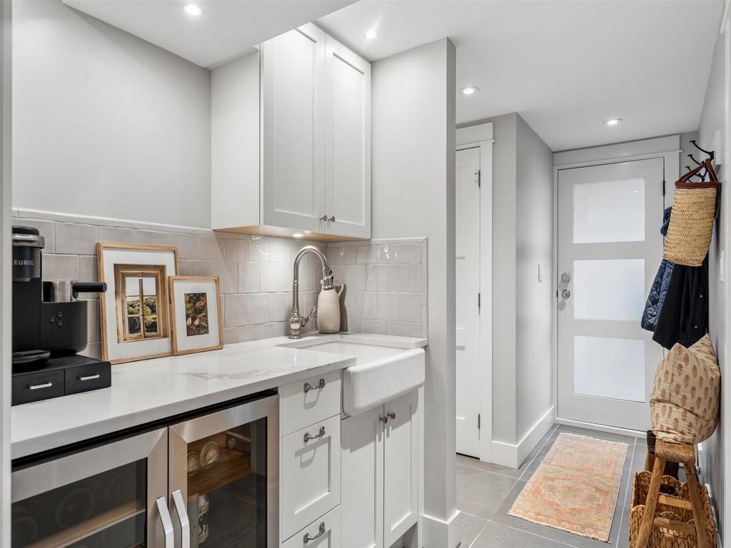 Listing Image for R3110684