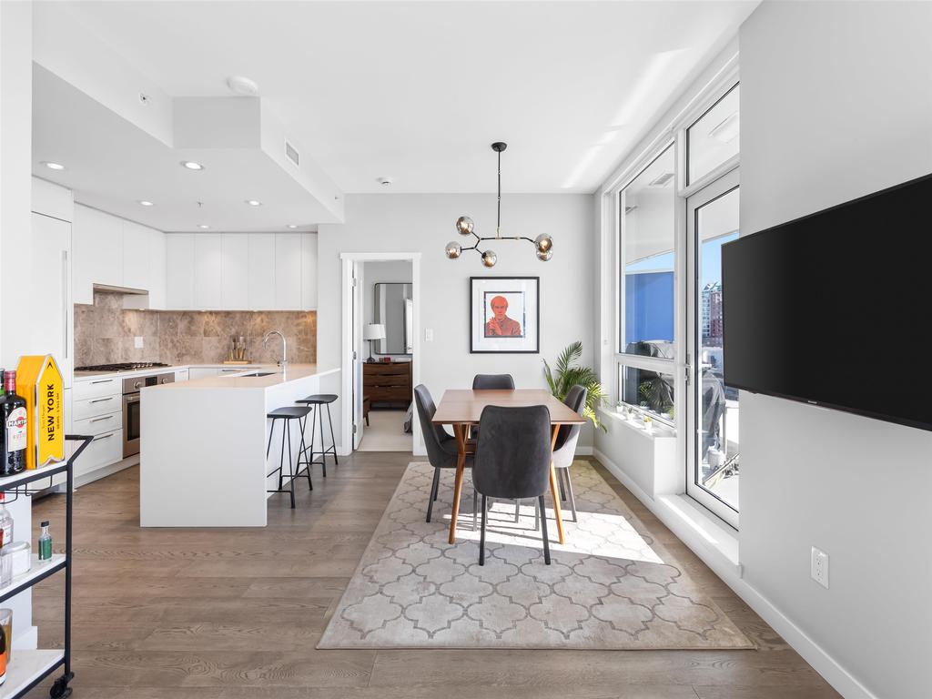 Listing Image for R3110697