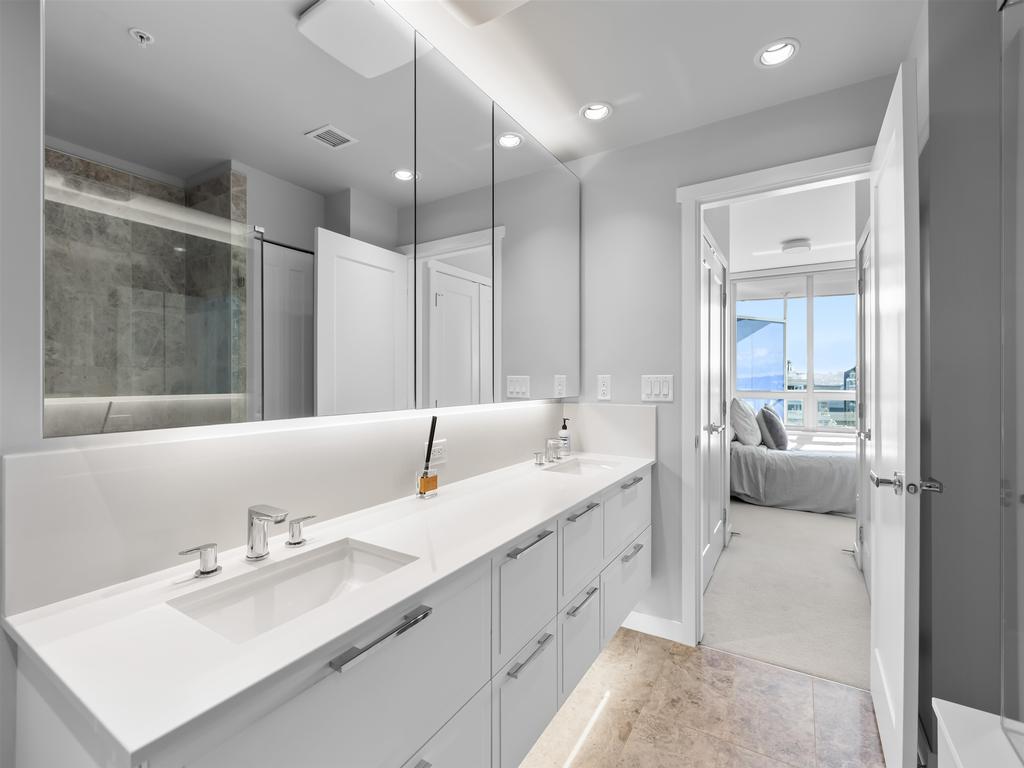 Listing Image for R3110697