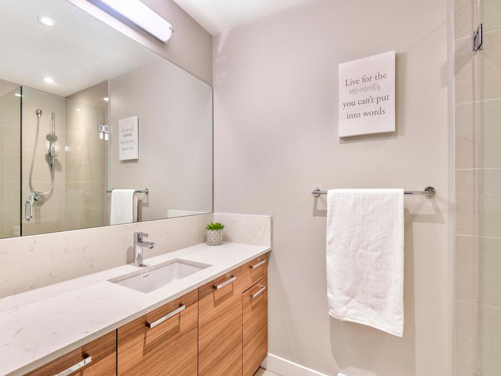 Listing Image for R3110700