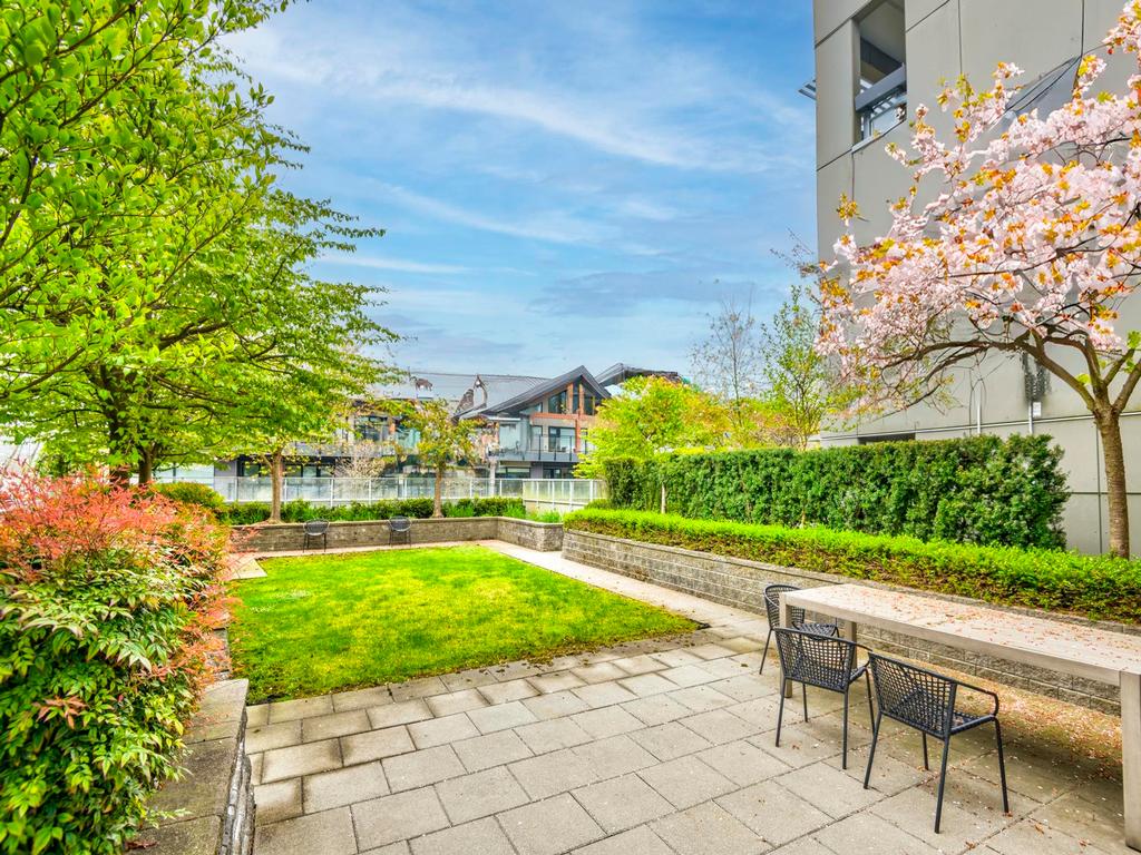 Listing Image for R3110700